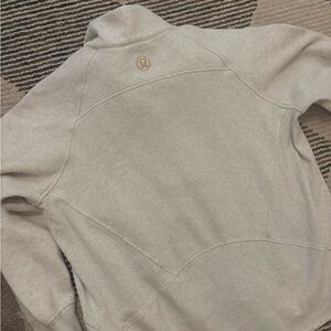 lululemon athletica Women's Light Gray Crew Neck Sweater